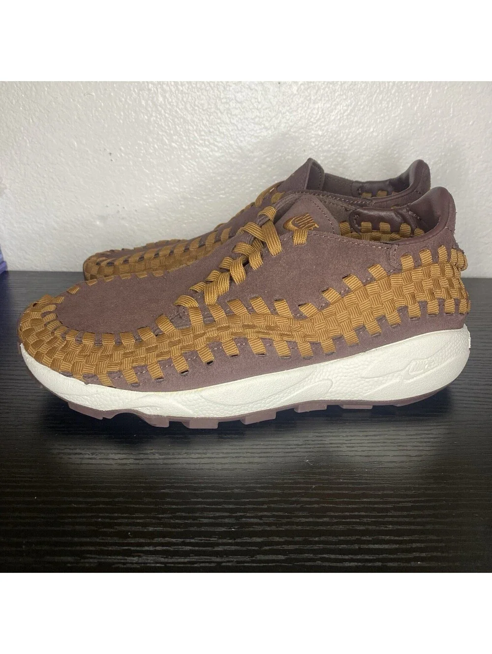 Nike air footscape